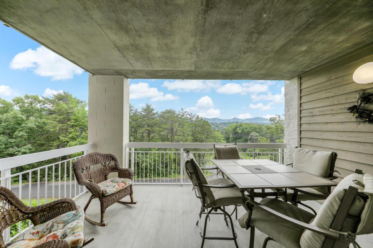A Peaceful Retreat Whispering Pines 622 Appartement Pigeon Forge Buitenkant foto