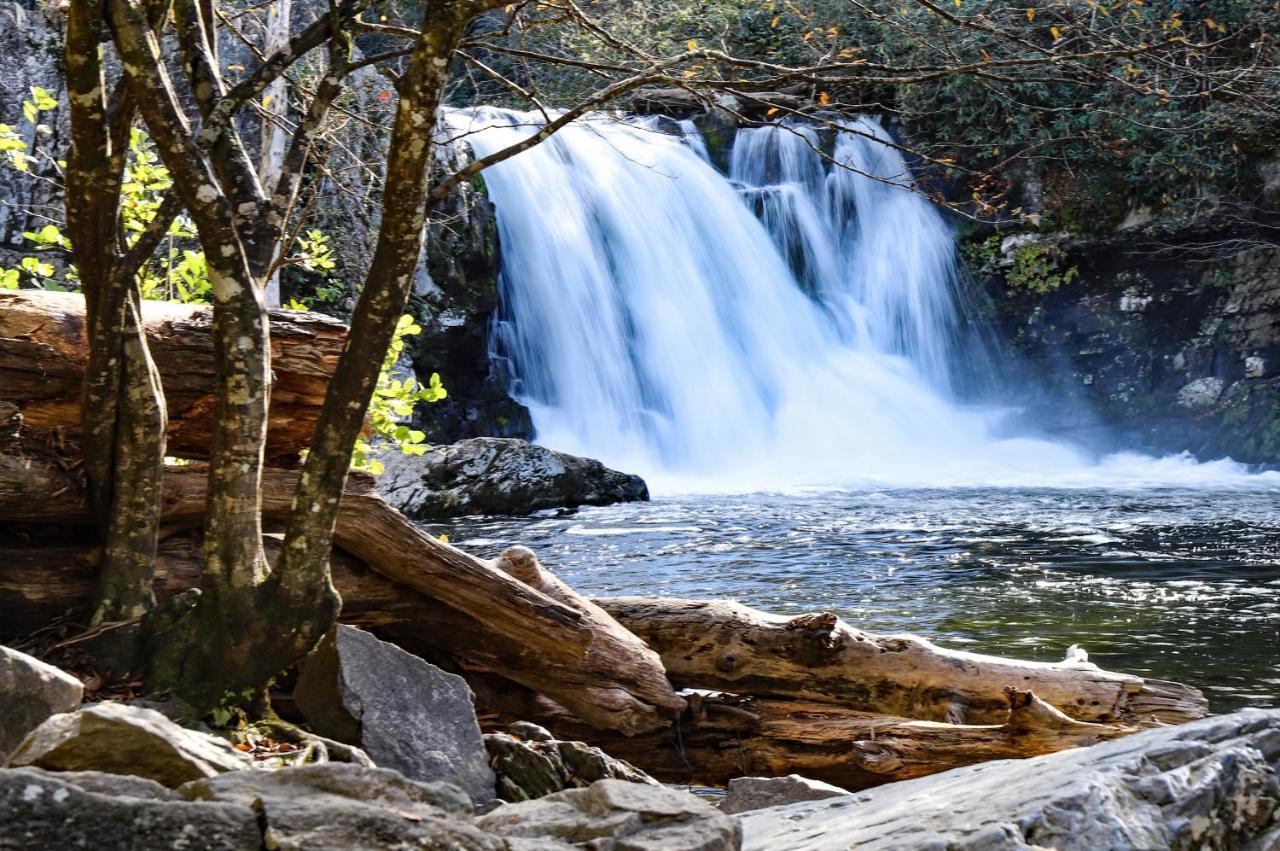 A Peaceful Retreat Whispering Pines 622 Appartement Pigeon Forge Buitenkant foto